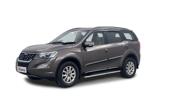 Used 2018 Mahindra XUV500 W11 AT Diesel Automatic Image