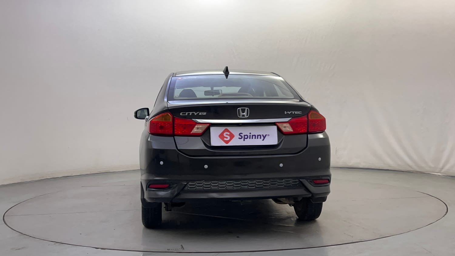 Used 2018 Honda City V Petrol Petrol Manual exterior BACK VIEW
