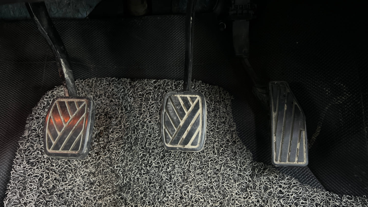 Used 2018 Maruti Suzuki Baleno Zeta 1.2 Petrol Manual interior PEDALS VIEW