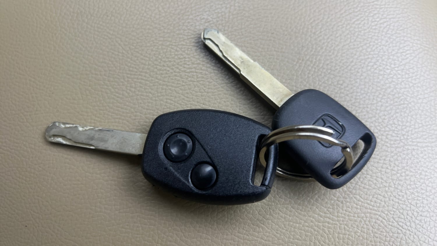 Used 2013 Honda City 1.5 S MT Petrol Manual extra CAR KEY VIEW