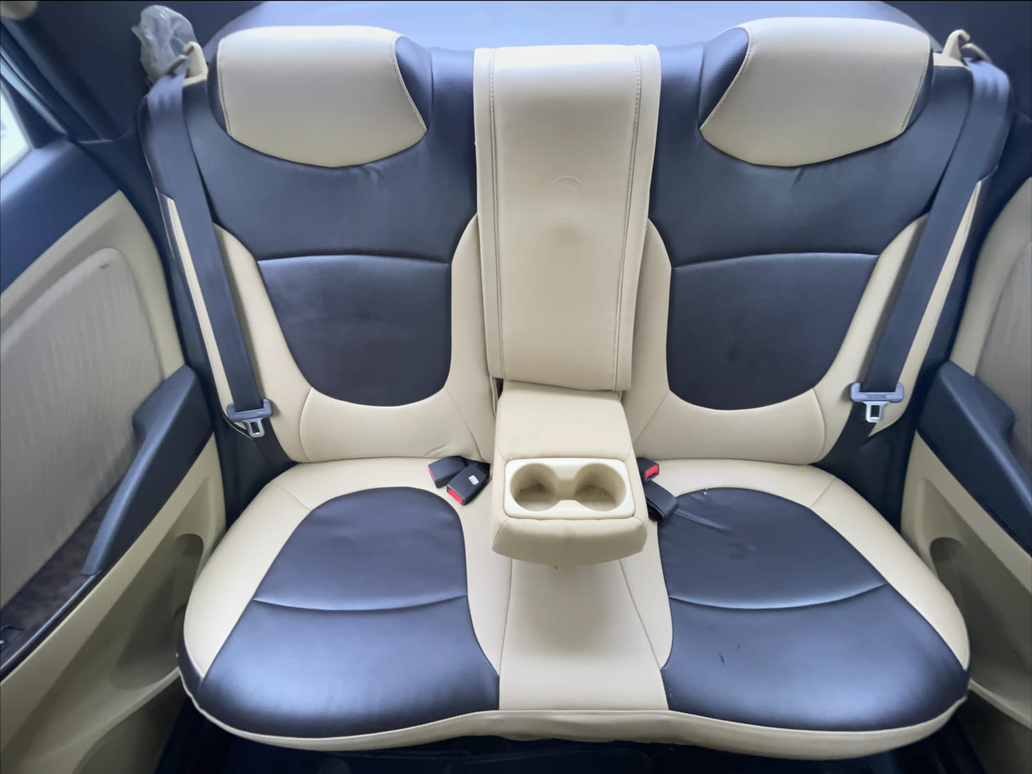 Used 2017 Hyundai Verna 1.6 VTVT SX AT Petrol Automatic interior REAR SEAT CONDITION VIEW