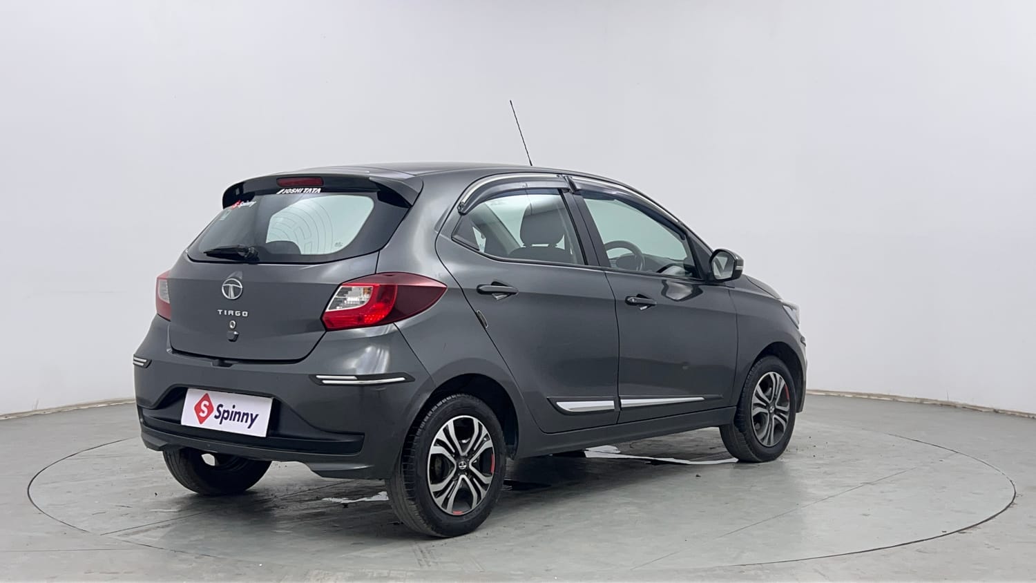 Used 2021 Tata Tiago XZ Petrol Manual exterior RIGHT REAR CORNER VIEW