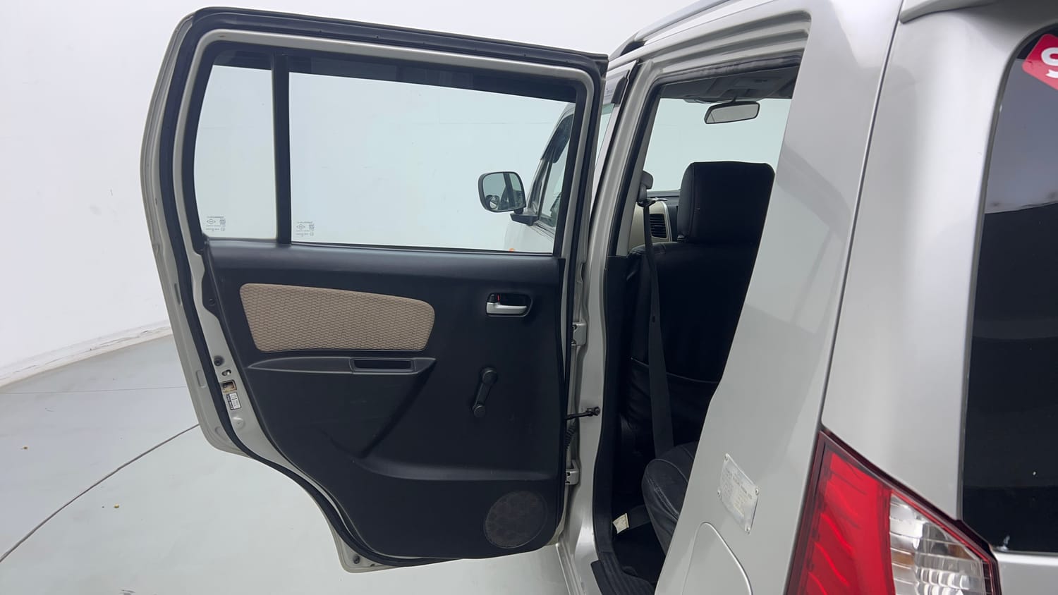 Used 2018 Maruti Suzuki Wagon R LXI CNG Cng Manual interior LEFT REAR DOOR OPEN VIEW