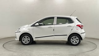 Used 2017 Hyundai Grand i10 Sportz 1.2 Kappa VTVT Petrol Manual exterior LEFT SIDE VIEW