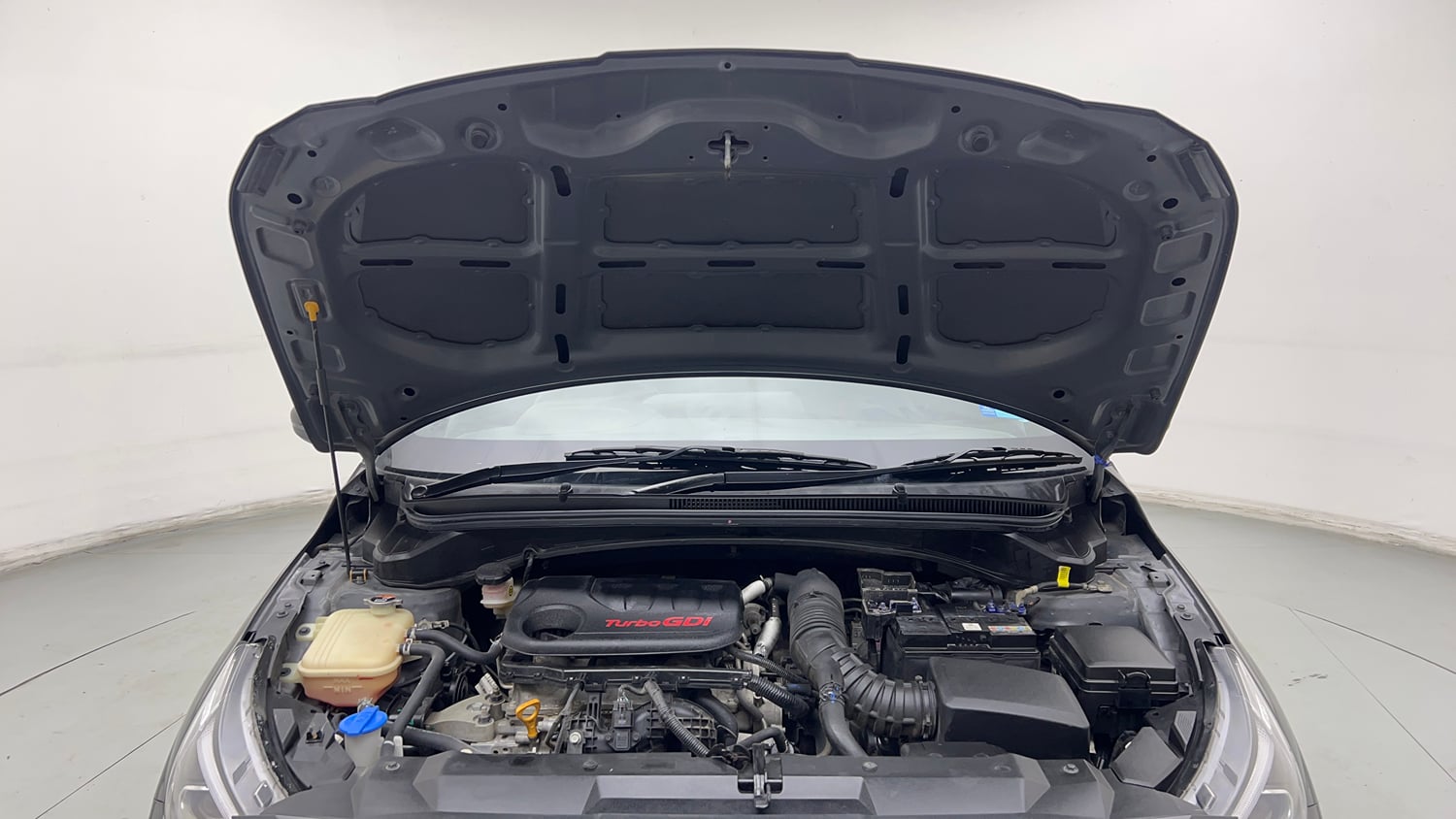 Used 2022 Hyundai i20 N Line N8 1.0 Turbo DCT Petrol Automatic engine ENGINE & BONNET OPEN FRONT VIEW