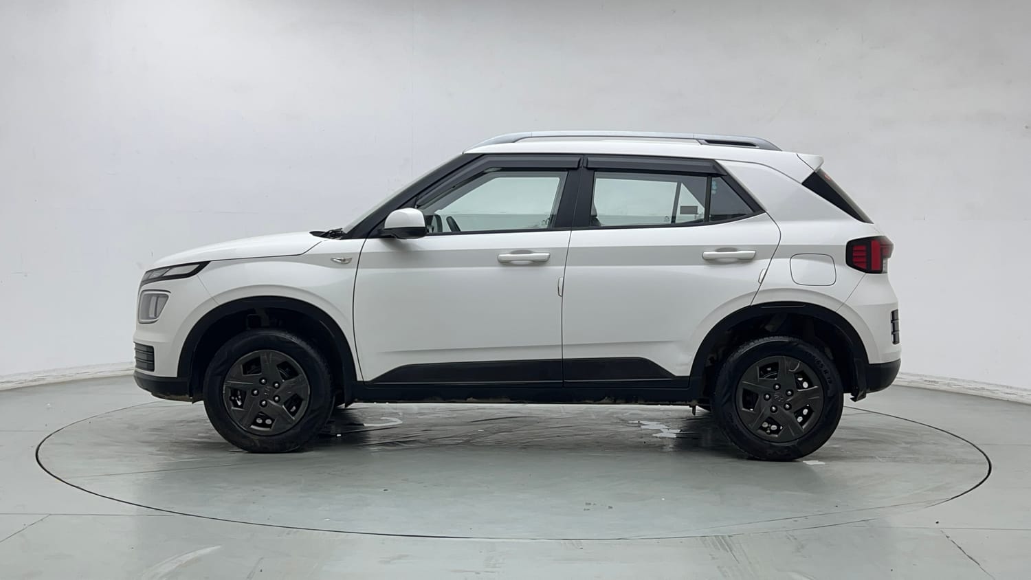 Used 2025 Hyundai Venue S 1.2 Petrol Petrol Manual exterior LEFT SIDE VIEW