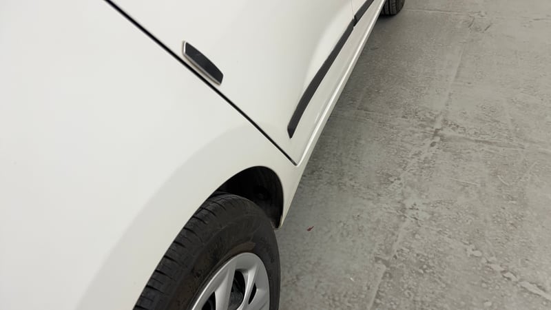 Used 2017 Hyundai Grand i10 Sportz 1.2 Kappa VTVT Petrol Manual dents MINOR SCRATCH