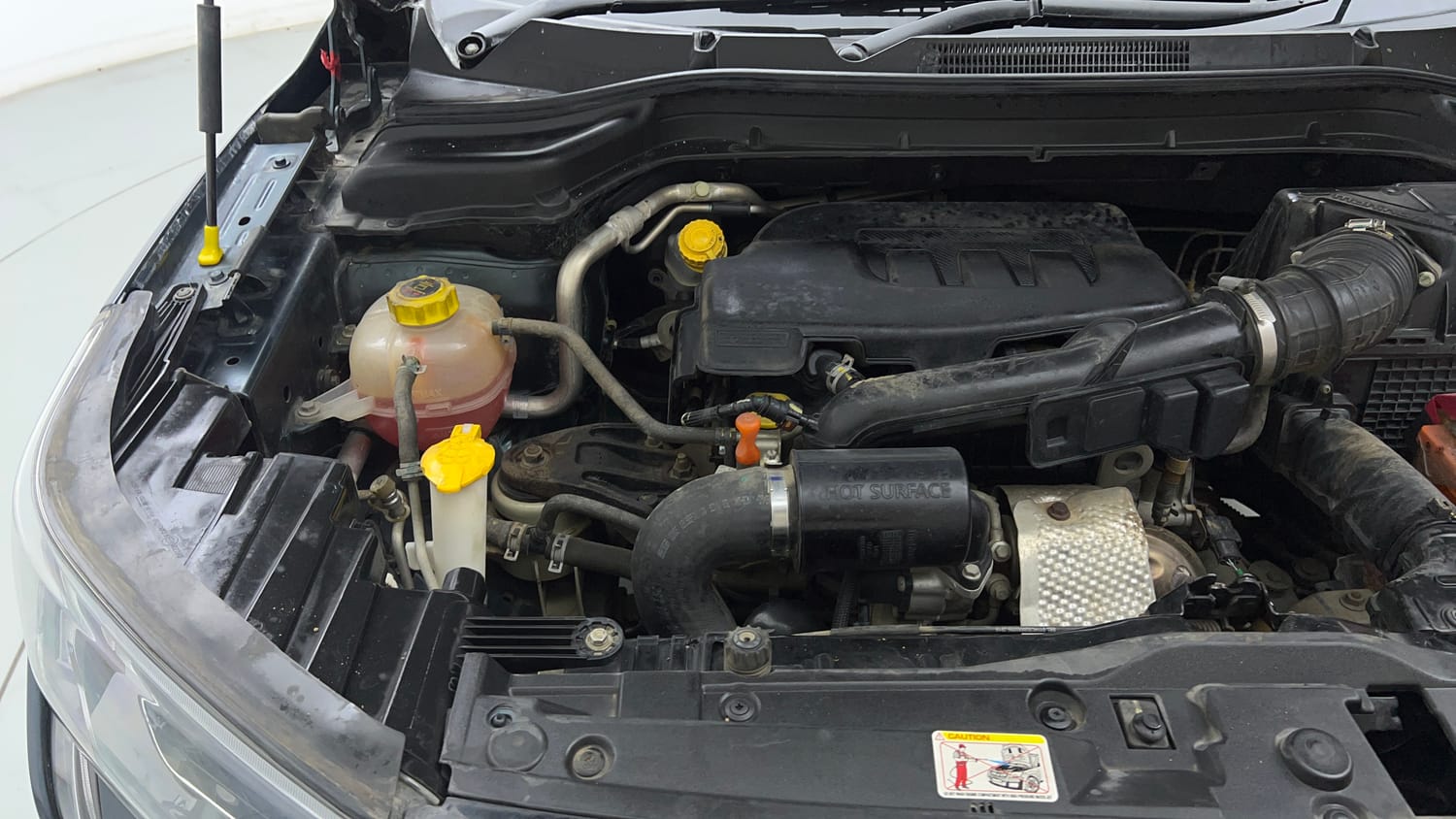 2020 Mahindra XUV 300 W8 1.2 Petrol-29