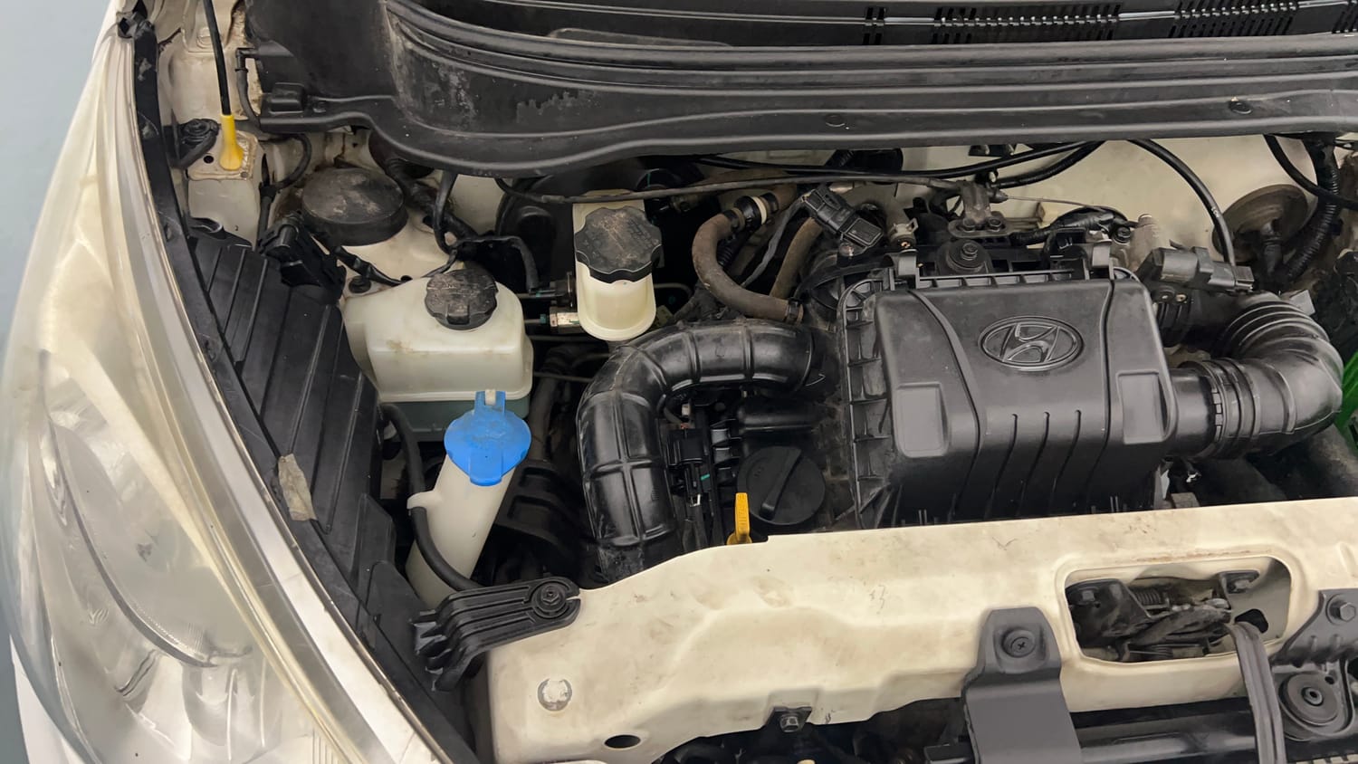 Used 2016 Hyundai Eon Era + Petrol Manual engine ENGINE RIGHT SIDE VIEW