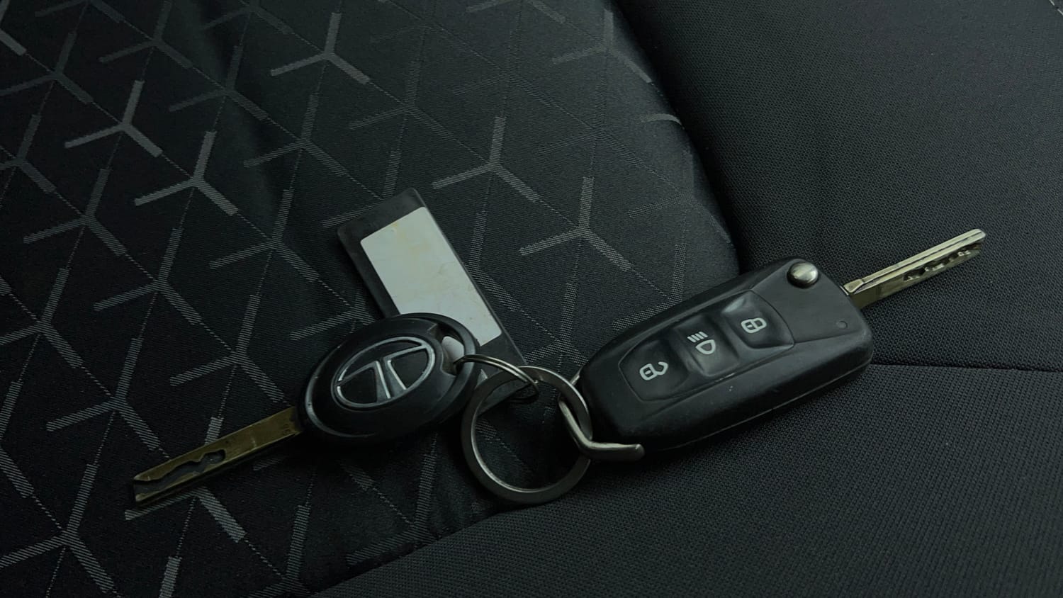 Used 2022 Tata Nexon XM (S) Diesel Diesel Manual extra CAR KEY VIEW