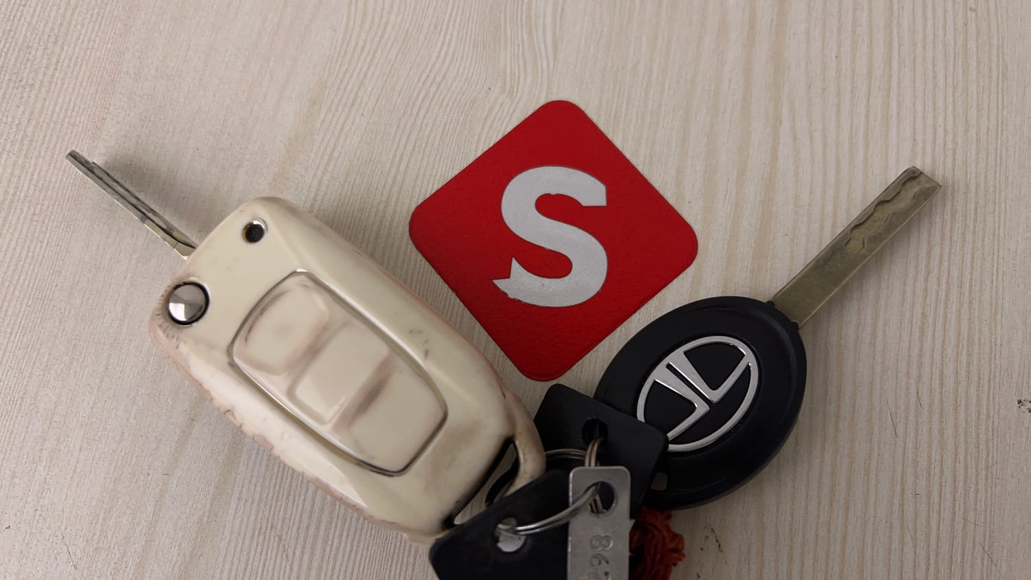 Used 2021 Tata Tiago XZ Petrol Manual extra CAR KEY VIEW