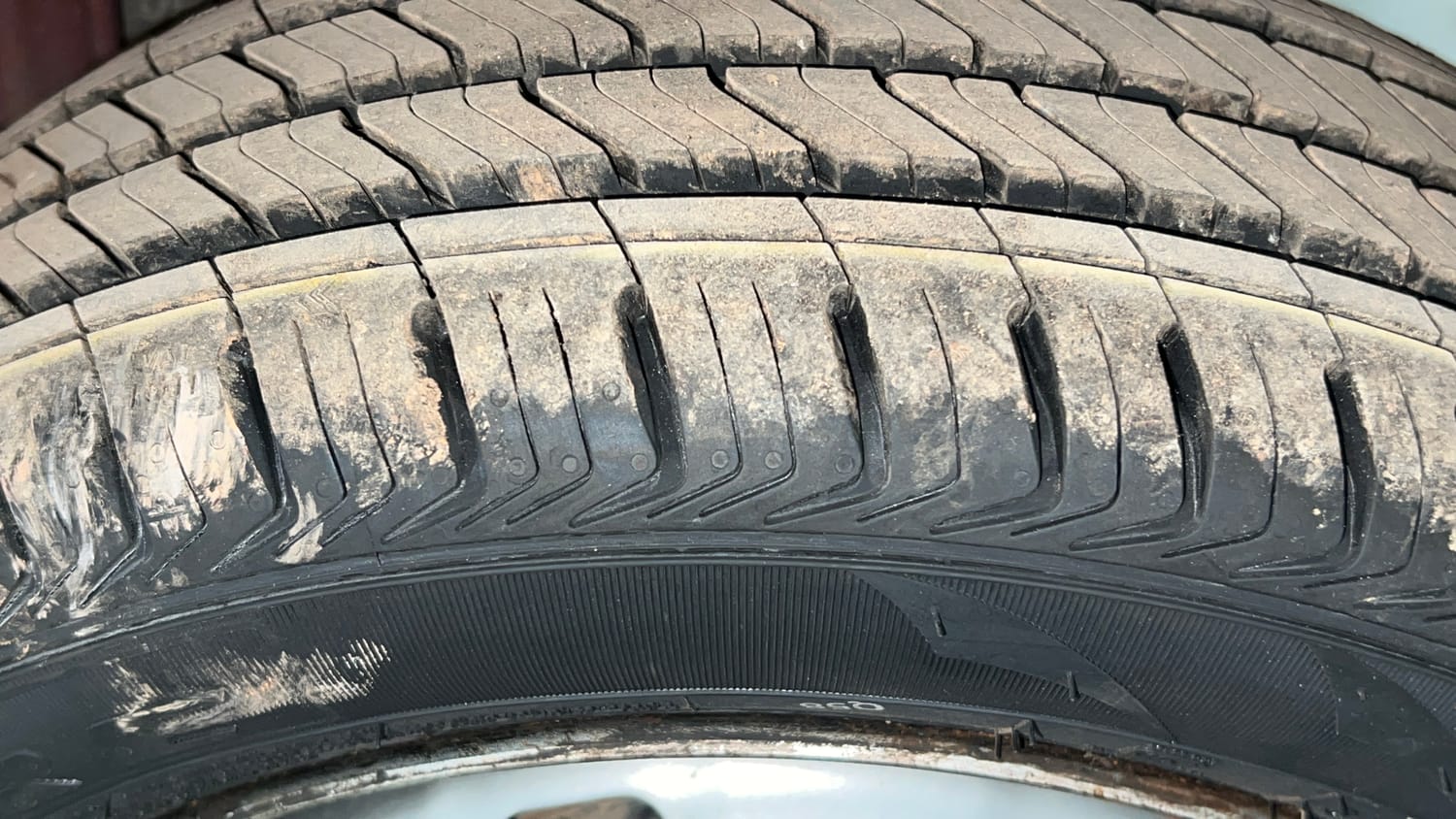Used 2012 Maruti Suzuki Alto K10 LXi Petrol Manual tyres LEFT REAR TYRE TREAD VIEW