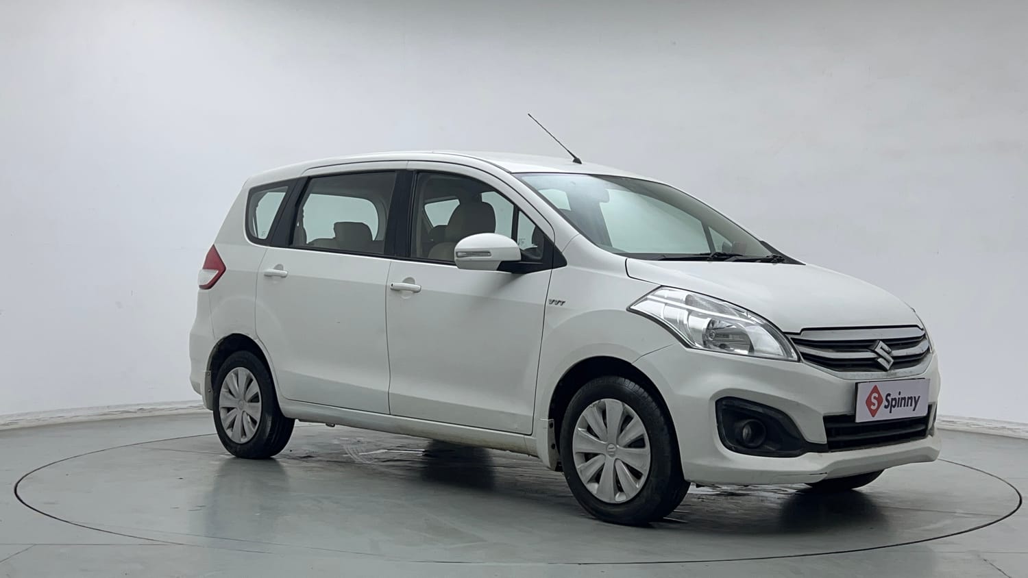 Used 2016 Maruti Suzuki Ertiga VXI Petrol Manual exterior RIGHT FRONT CORNER VIEW