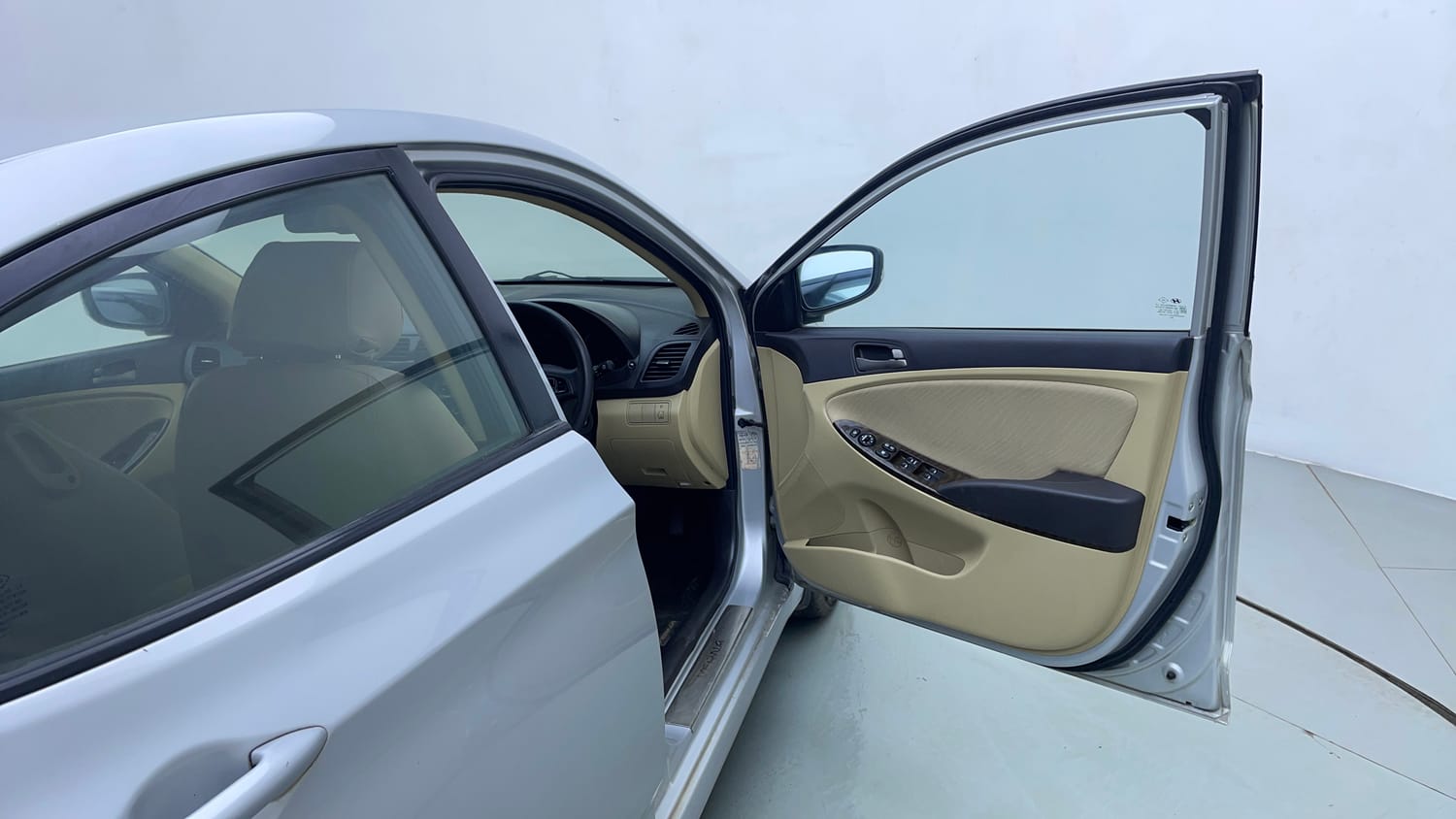 Used 2017 Hyundai Verna 1.6 VTVT SX AT Petrol Automatic interior RIGHT FRONT DOOR OPEN VIEW