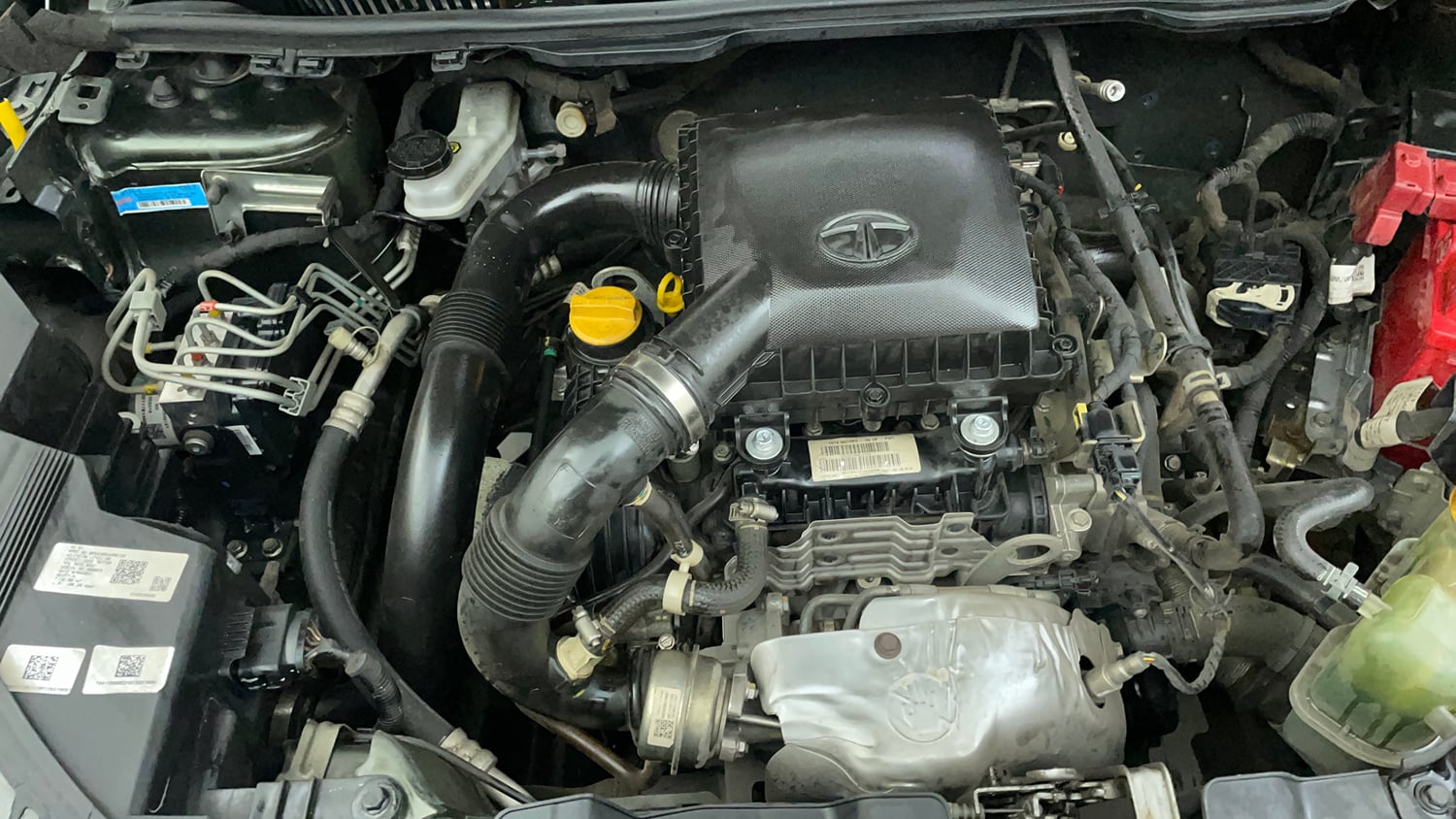 Used 2021 Tata Nexon XZA Plus (O) Dual Tone Petrol Automatic engine ENGINE RIGHT SIDE VIEW