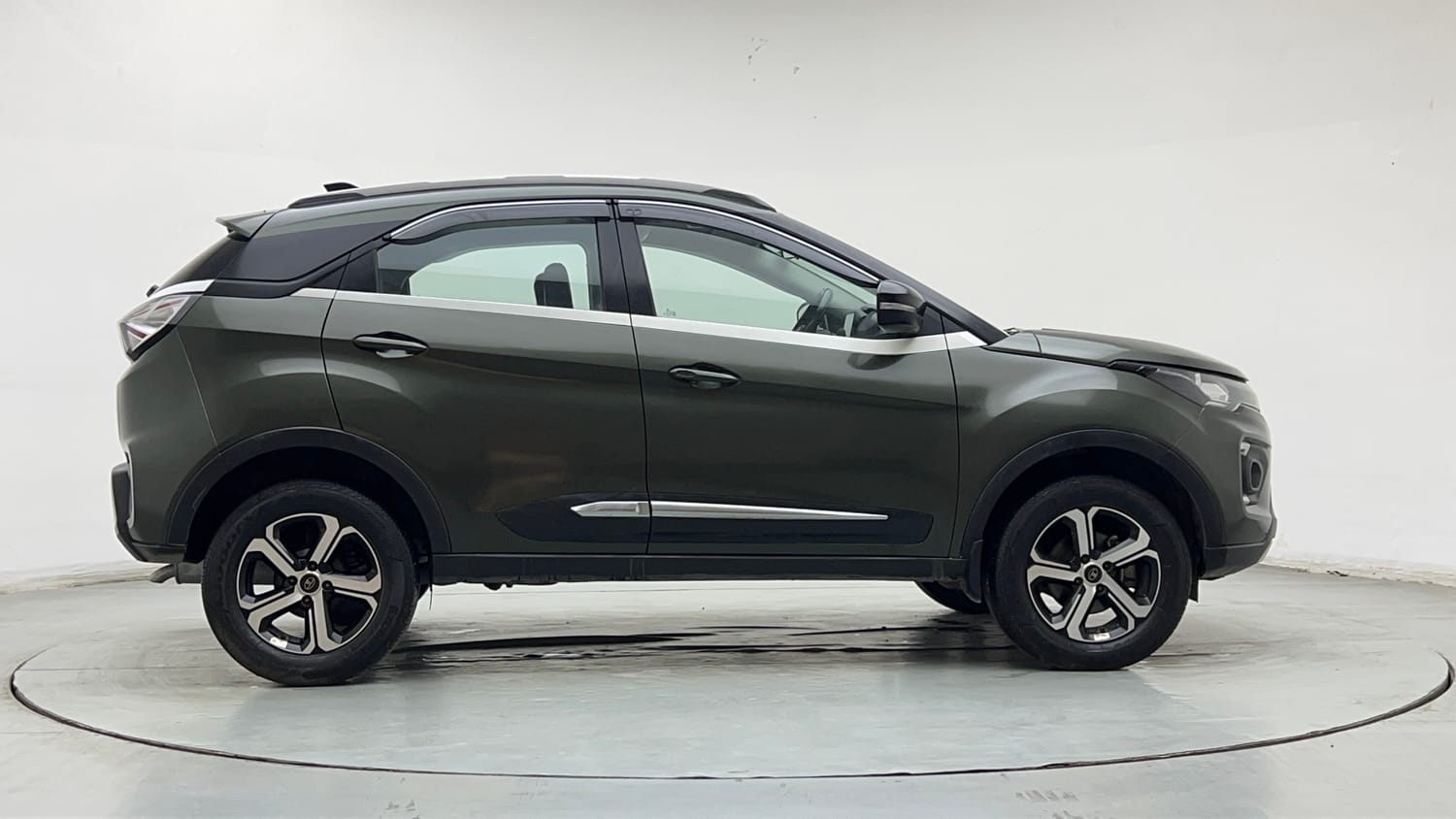 2022 Tata Nexon XZ Plus (HS)-5