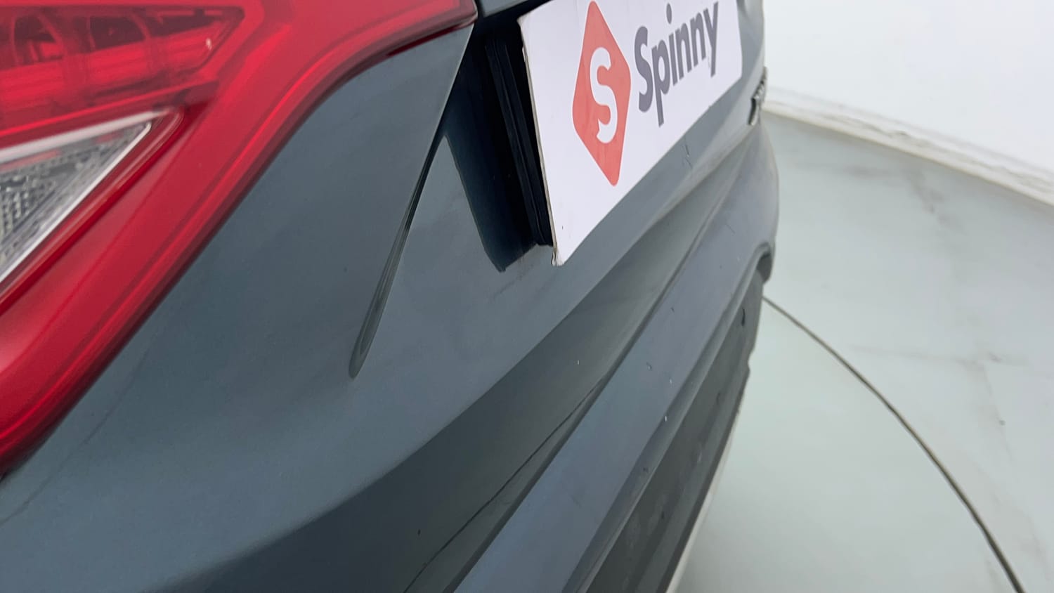 2020 Mahindra XUV 300 W8 1.2 Petrol-52