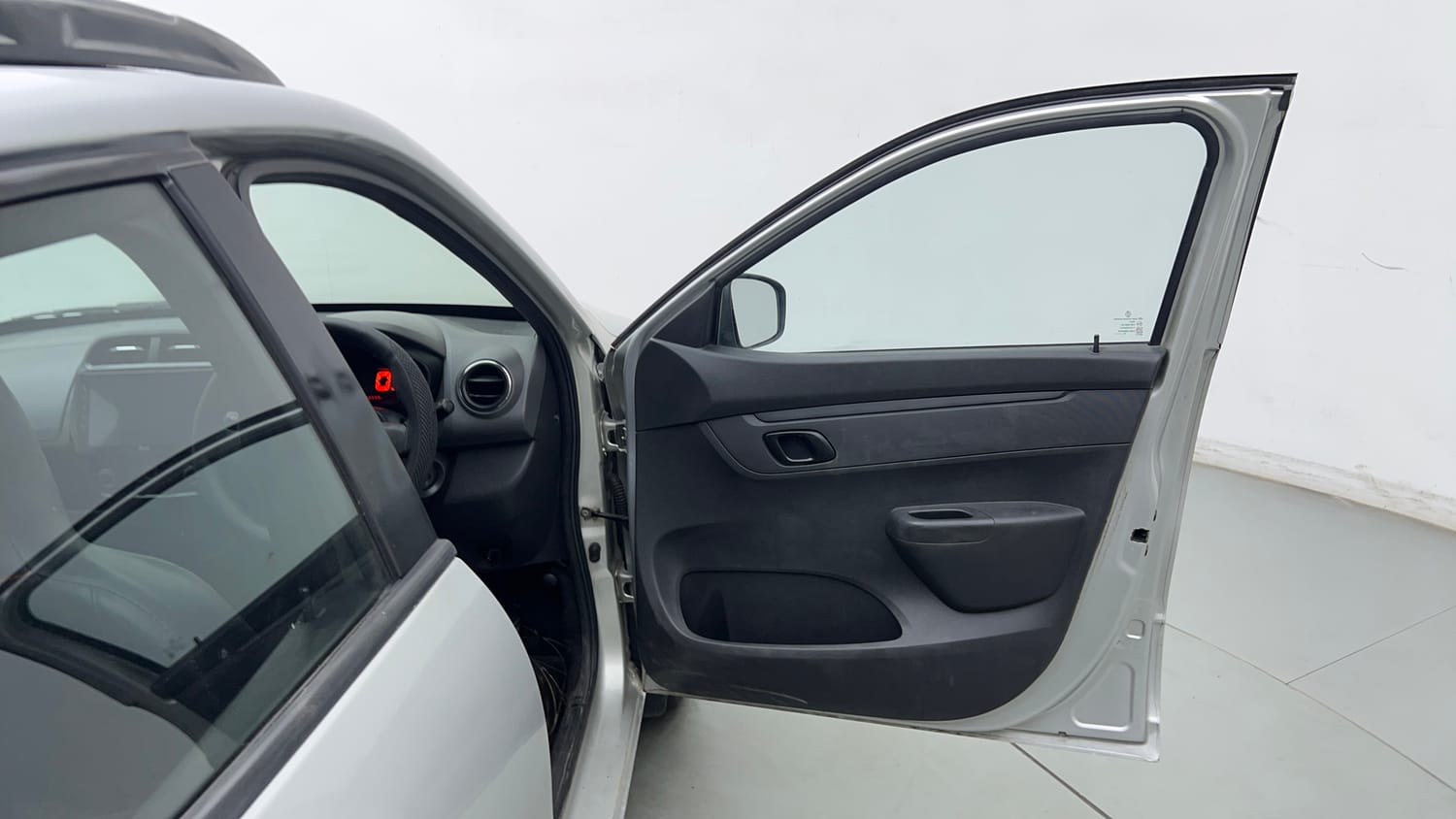 2016 Renault Kwid 1.0 RXT-19