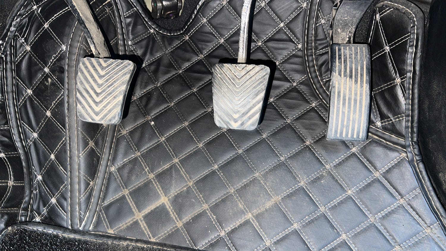 Used 2025 Hyundai Venue S 1.2 Petrol Petrol Manual interior PEDALS VIEW
