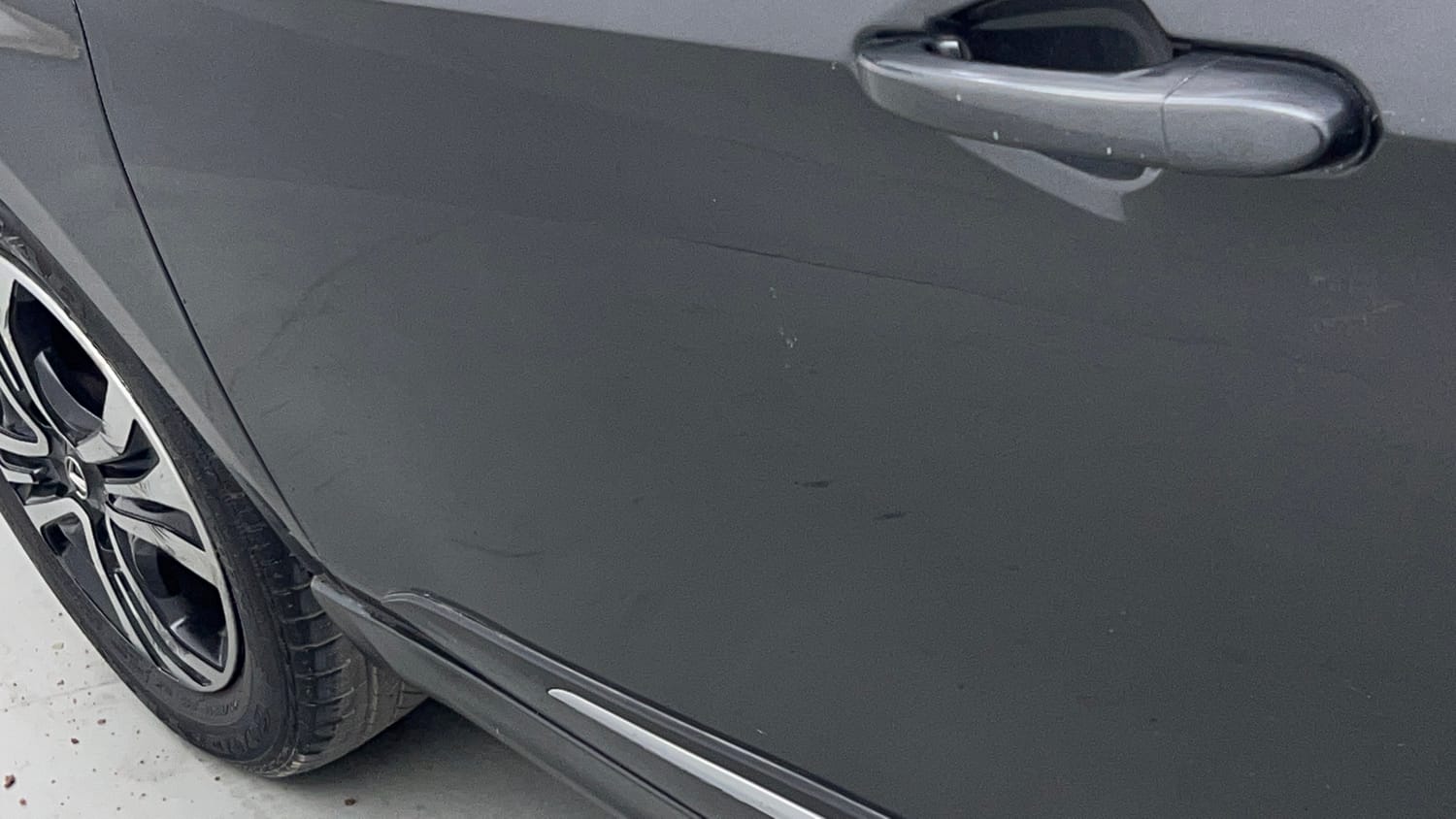 Used 2021 Tata Tiago XZ Petrol Manual dents MINOR SCRATCH