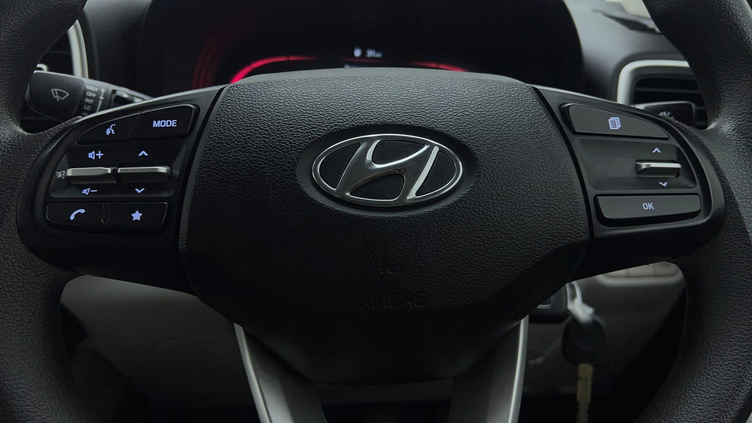 Used 2025 Hyundai Venue S 1.2 Petrol Petrol Manual top_features Airbags