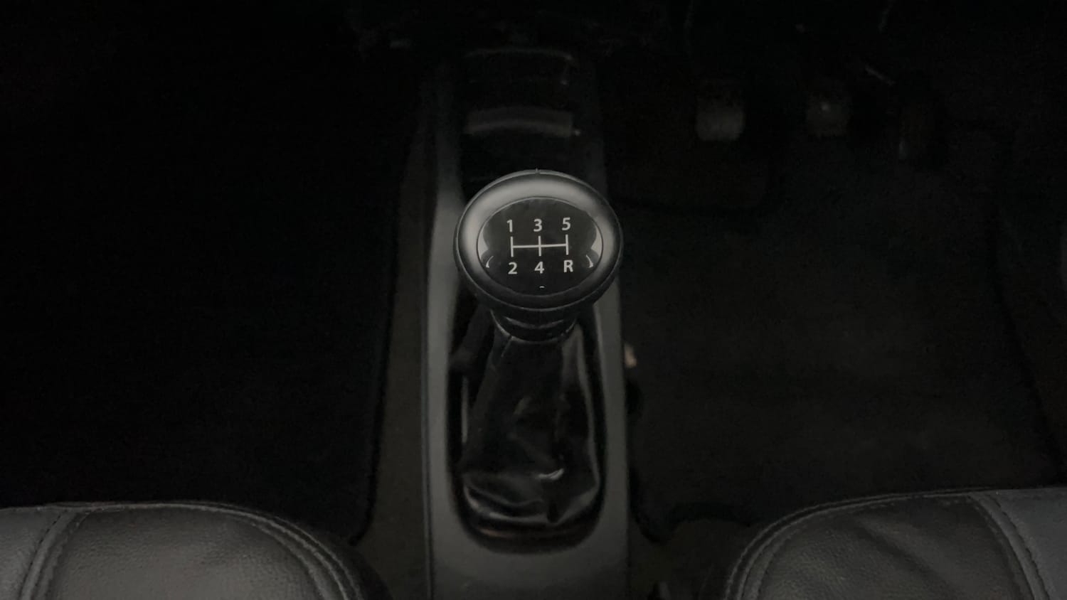Used 2012 Maruti Suzuki Wagon R 1.0 VXi Petrol Manual interior GEAR  KNOB VIEW