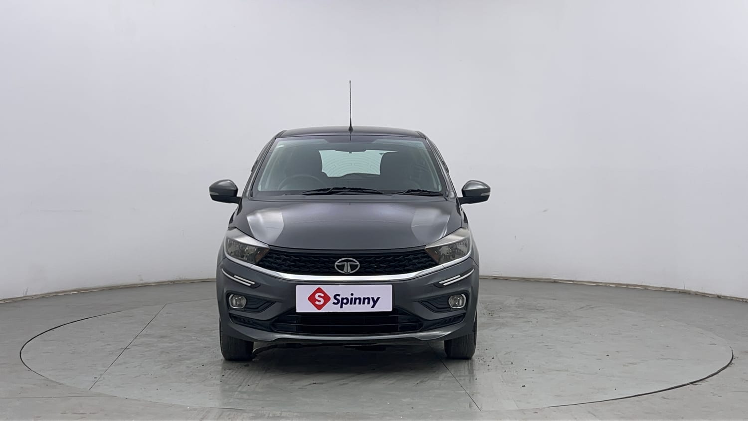 Used 2021 Tata Tiago XZ Petrol Manual exterior FRONT VIEW