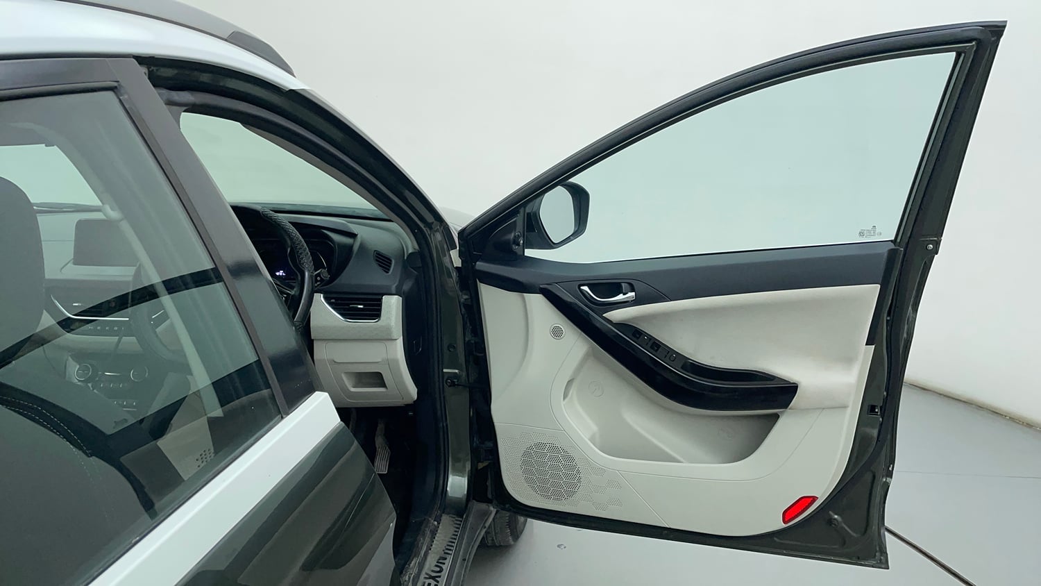 Used 2021 Tata Nexon XZA Plus (O) Dual Tone Petrol Automatic interior RIGHT FRONT DOOR OPEN VIEW