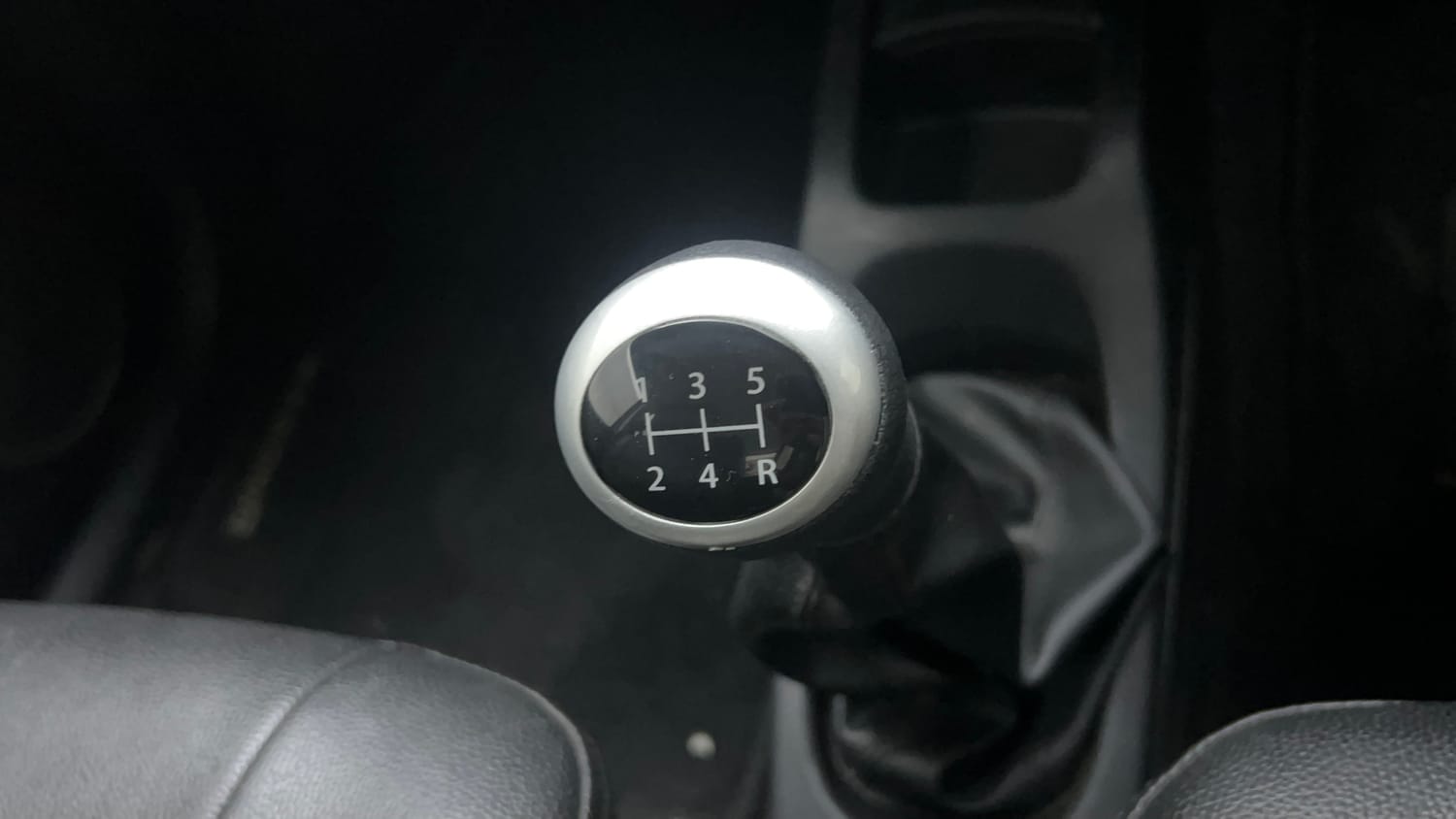 Used 2018 Maruti Suzuki Wagon R LXI CNG Cng Manual interior GEAR  KNOB VIEW