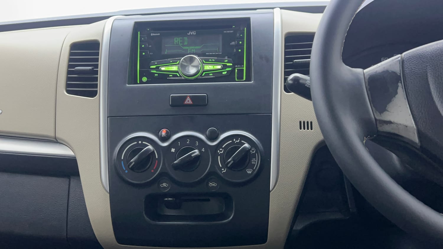 Used 2018 Maruti Suzuki Wagon R LXI CNG Cng Manual interior MUSIC SYSTEM & AC CONTROL VIEW