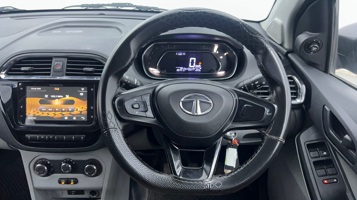 Used 2021 Tata Tiago XZ Petrol Manual interior STEERING VIEW