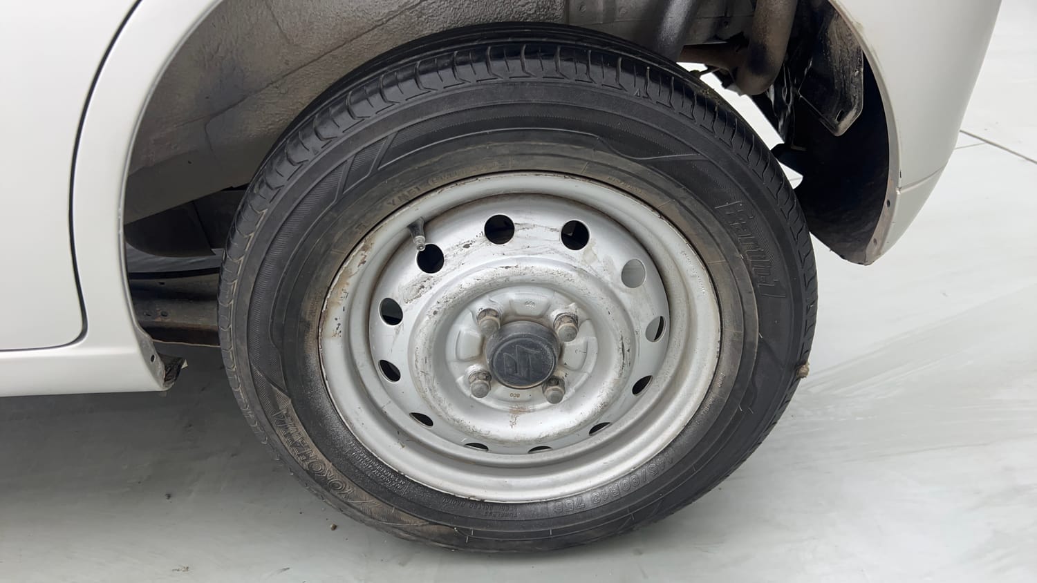 Used 2018 Maruti Suzuki Wagon R LXI CNG Cng Manual tyres LEFT REAR TYRE RIM VIEW