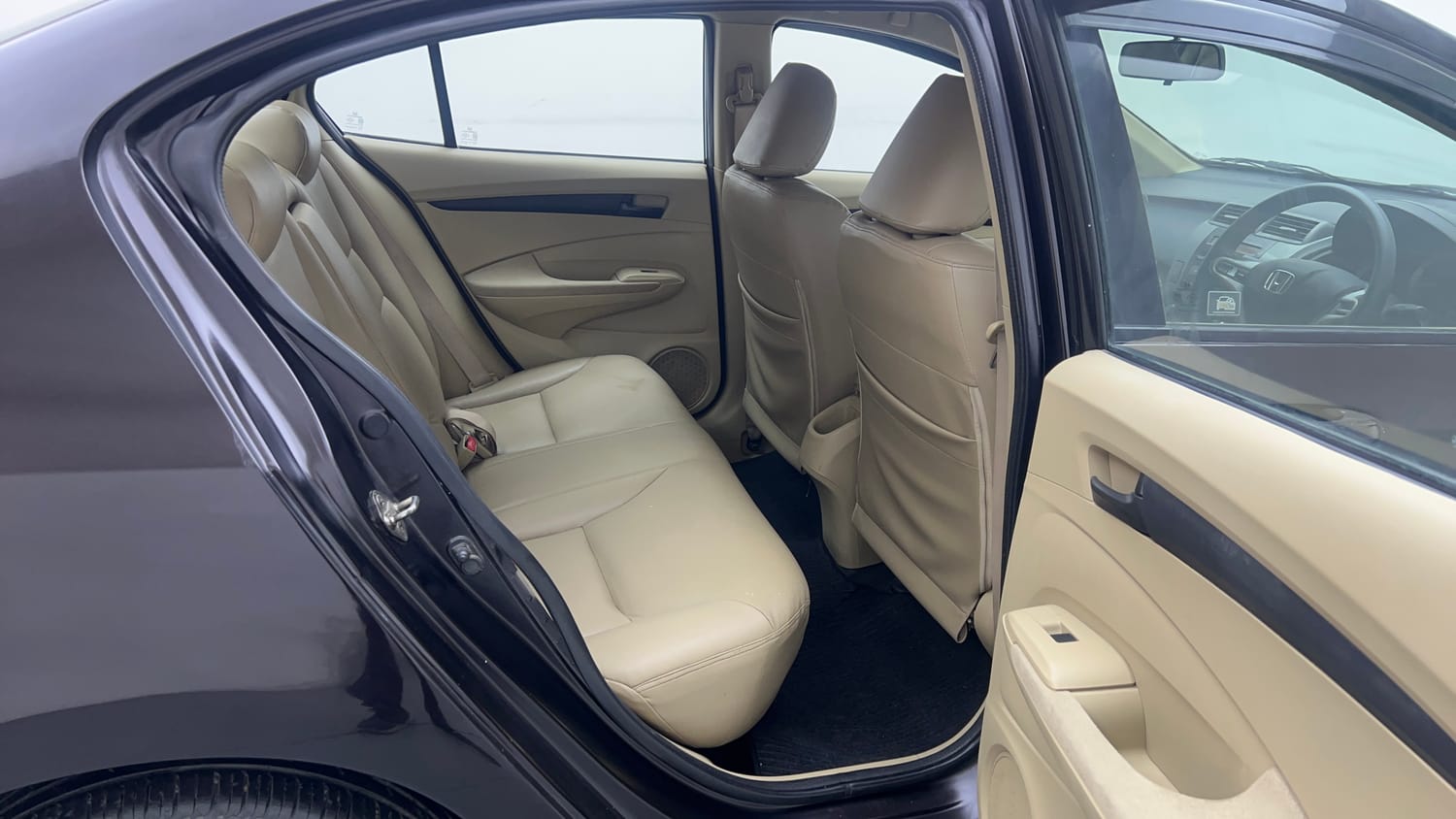 Used 2013 Honda City 1.5 S MT Petrol Manual interior RIGHT SIDE REAR DOOR CABIN VIEW
