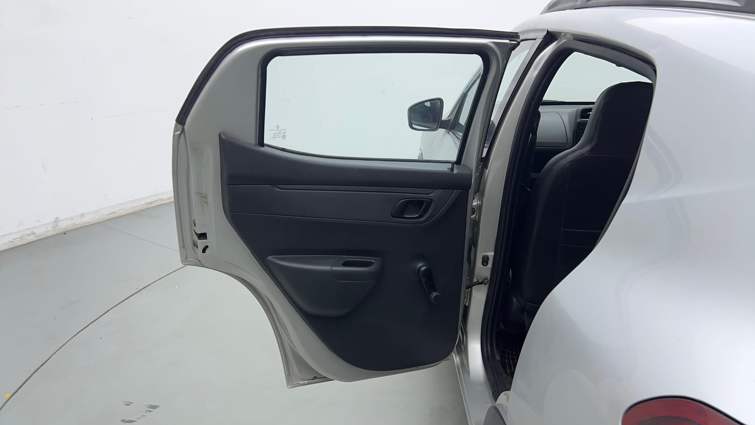 2016 Renault Kwid 1.0 RXT-22