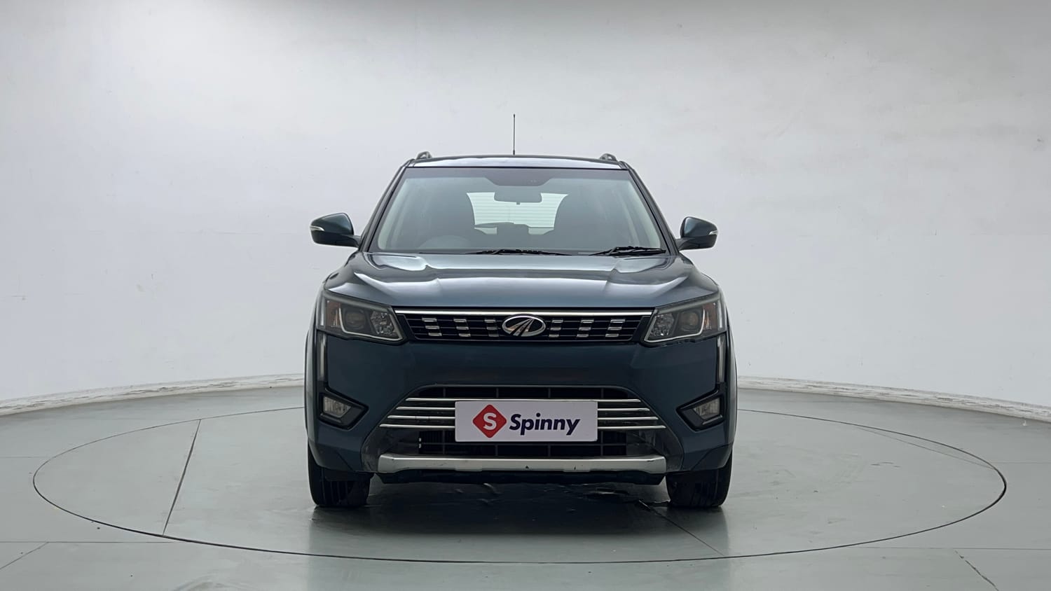 2020 Mahindra XUV 300 W8 1.2 Petrol-7