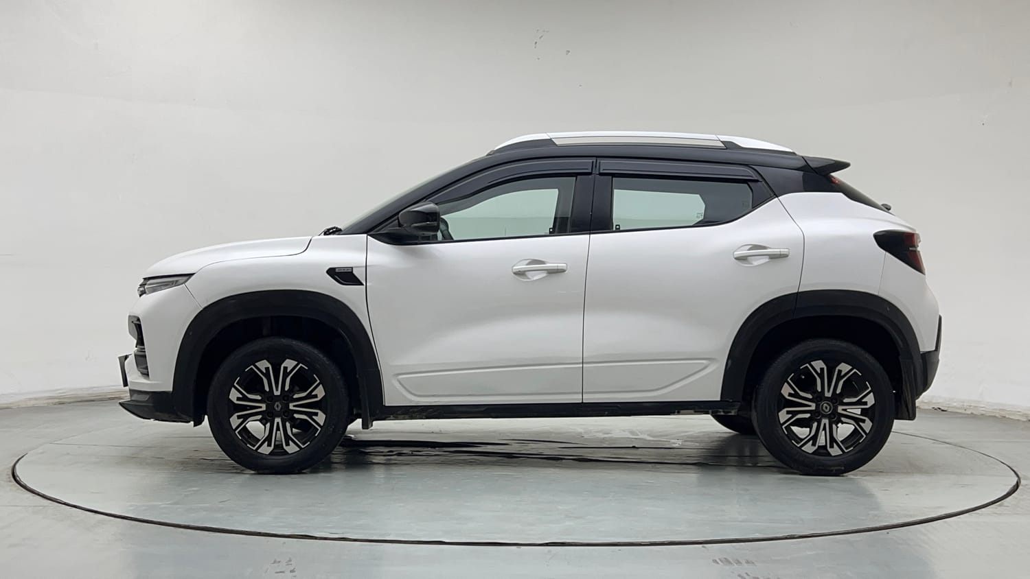 2021 Renault Kiger RXZ AMT-1