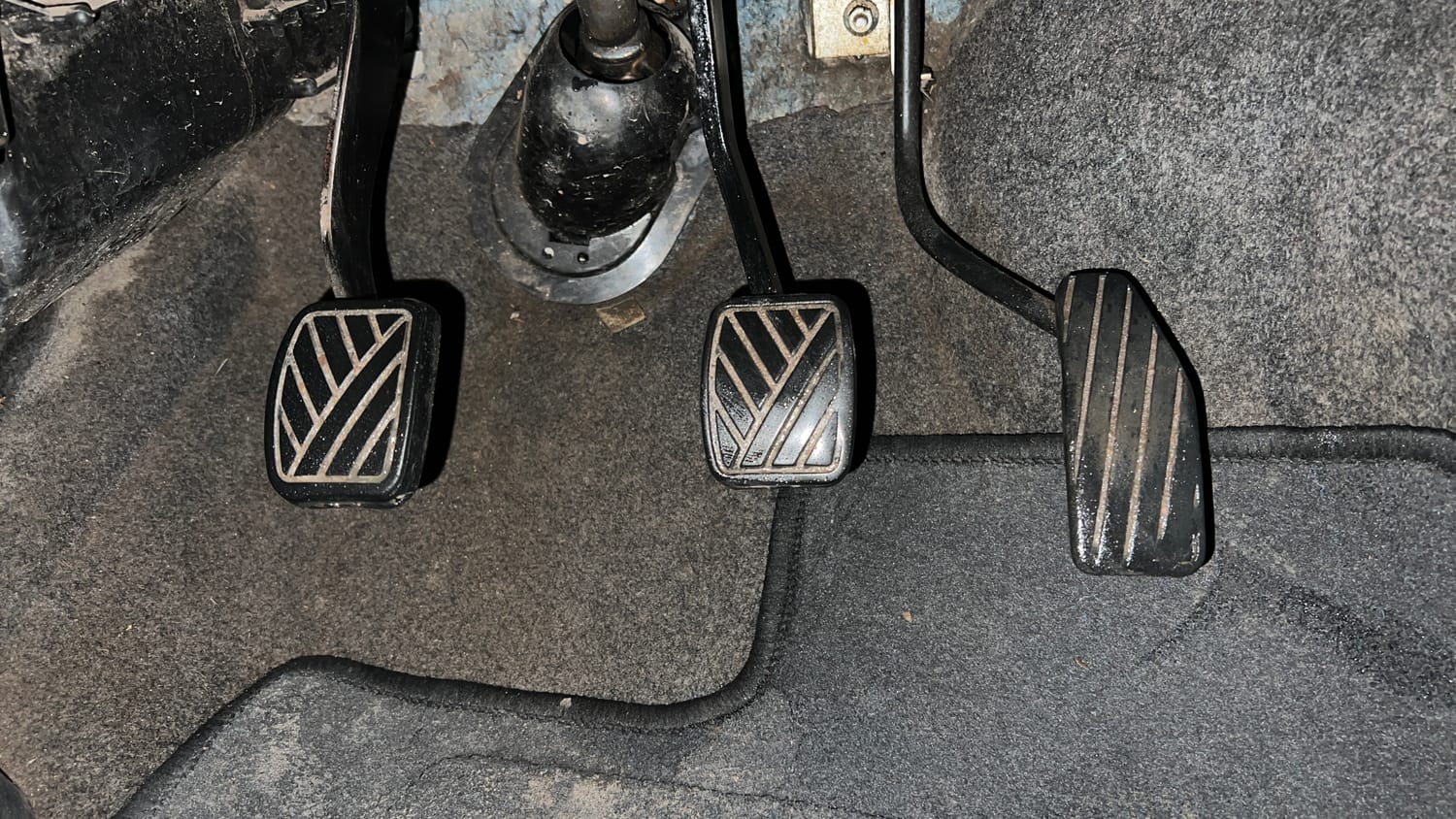 Used 2012 Maruti Suzuki Wagon R 1.0 VXi Petrol Manual interior PEDALS VIEW