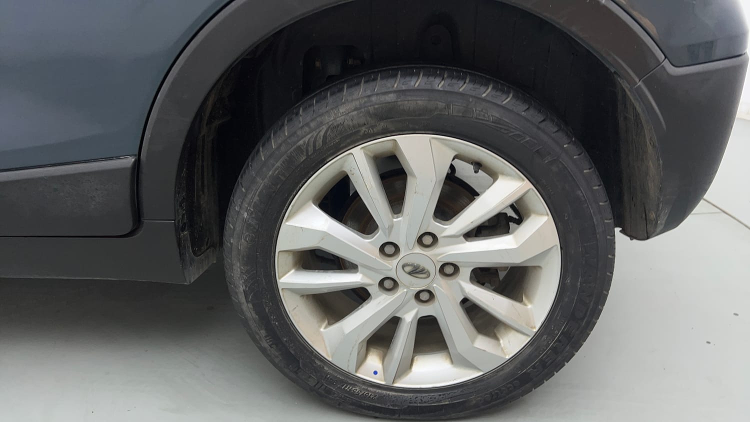 2020 Mahindra XUV 300 W8 1.2 Petrol-35