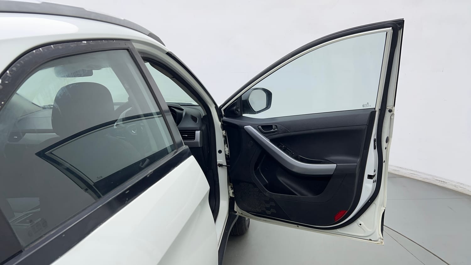 Used 2022 Tata Nexon XM (S) Diesel Diesel Manual interior RIGHT FRONT DOOR OPEN VIEW