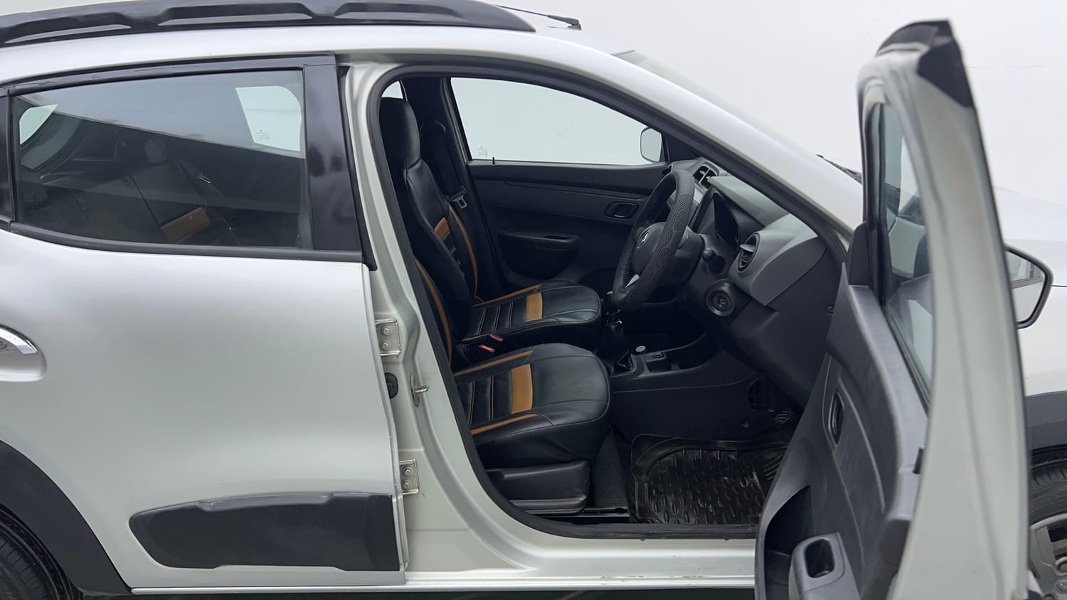 2016 Renault Kwid 1.0 RXT-17