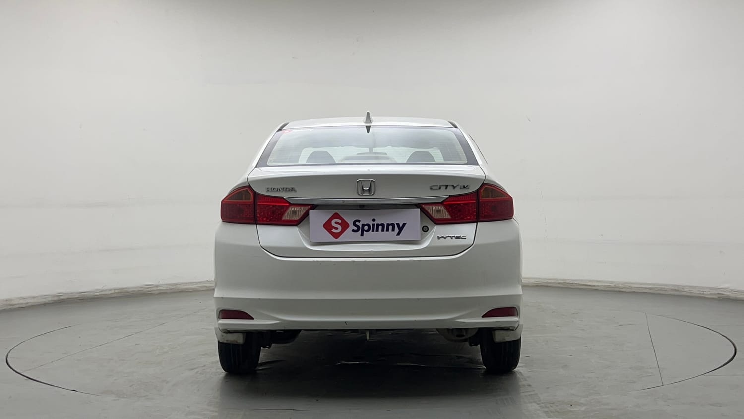 Used 2015 Honda City V Petrol Manual exterior BACK VIEW