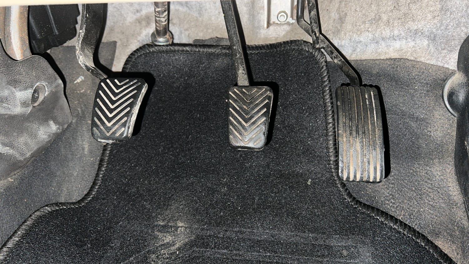Used 2016 Hyundai Eon Era + Petrol Manual interior PEDALS VIEW