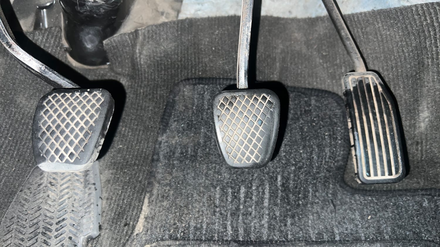 Used 2013 Honda City 1.5 S MT Petrol Manual interior PEDALS VIEW
