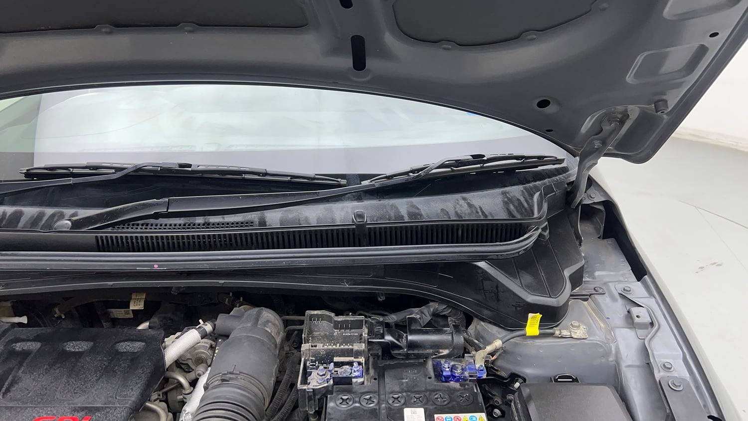 Used 2022 Hyundai i20 N Line N8 1.0 Turbo DCT Petrol Automatic engine ENGINE LEFT SIDE HINGE & APRON VIEW