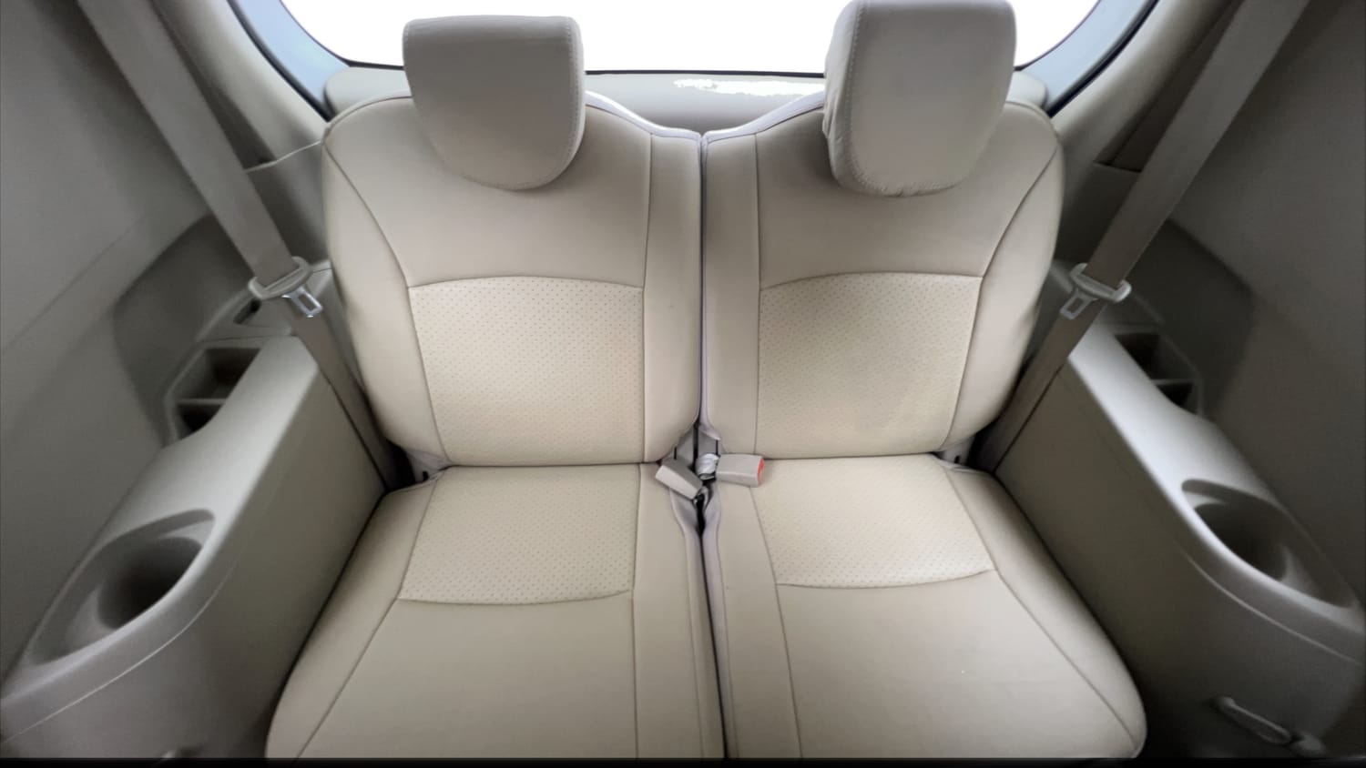 Used 2016 Maruti Suzuki Ertiga VXI Petrol Manual interior THIRD ROW SEAT