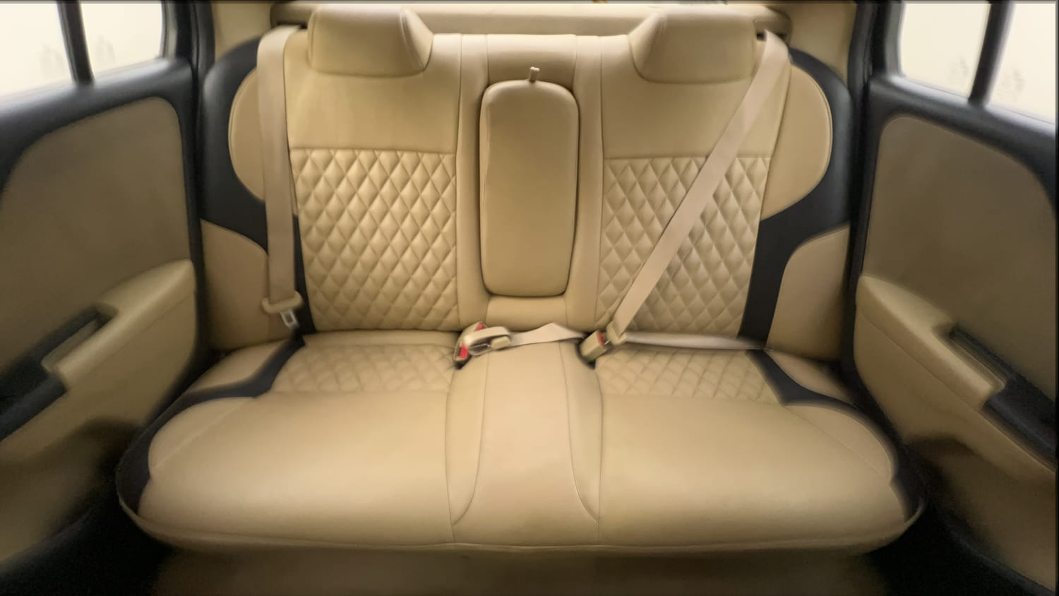 Used 2018 Honda City V Petrol Petrol Manual interior REAR SEAT CONDITION VIEW