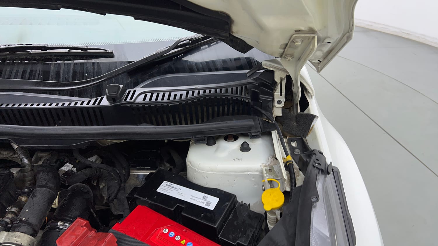 Used 2022 Tata Nexon XM (S) Diesel Diesel Manual engine ENGINE LEFT SIDE HINGE & APRON VIEW