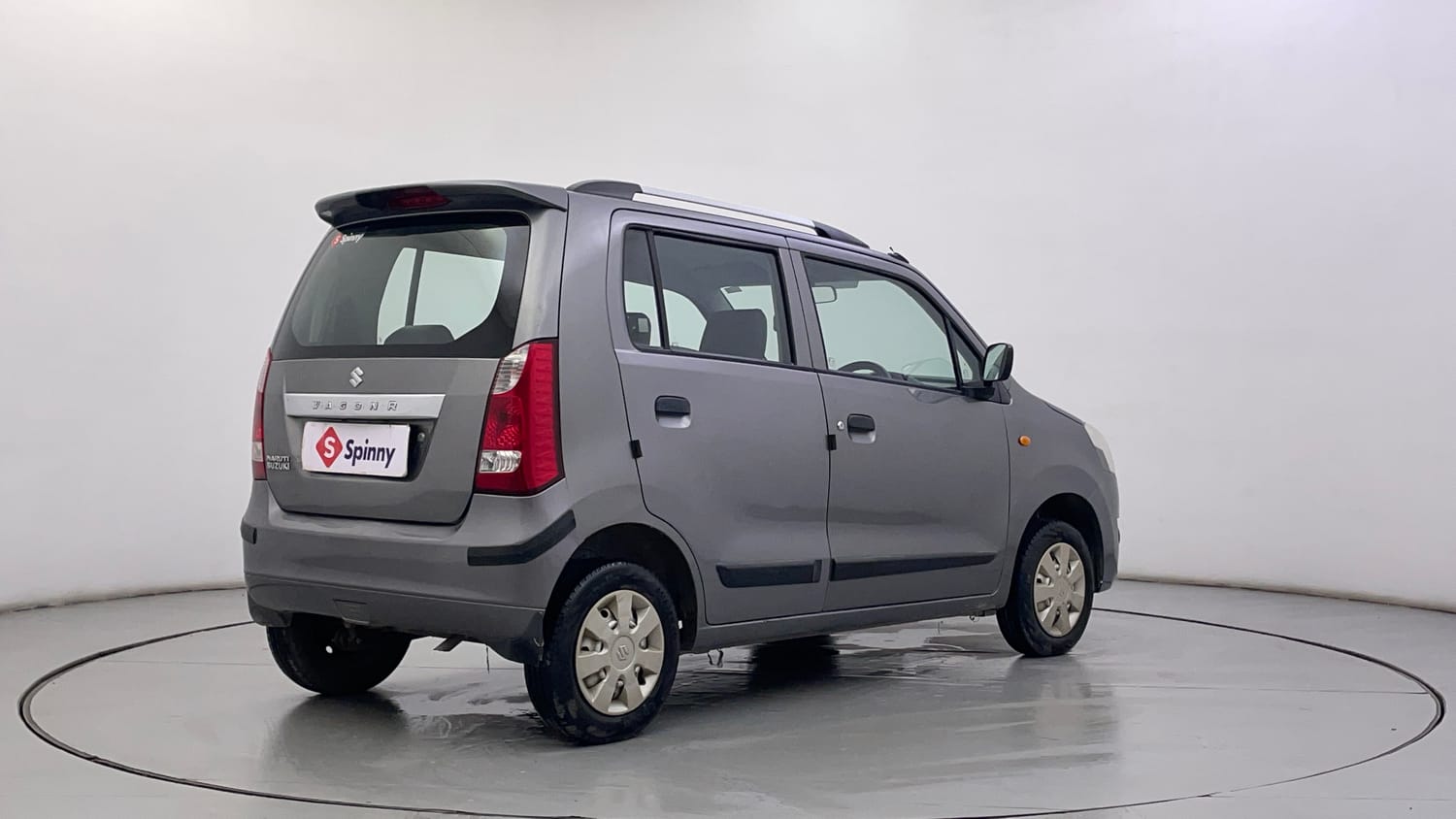 Used 2013 Maruti Suzuki Wagon R LXI Petrol Manual exterior RIGHT REAR CORNER VIEW
