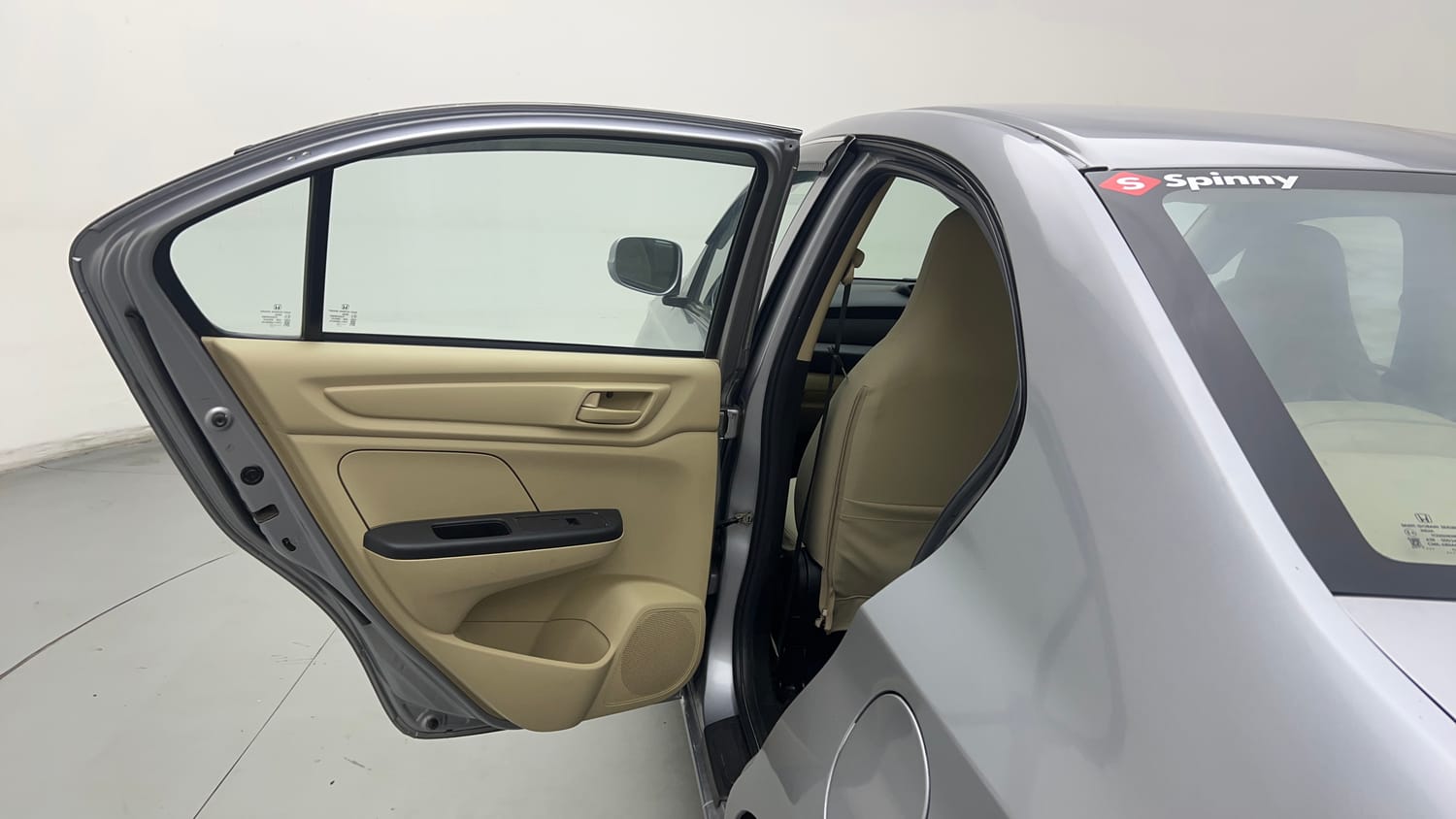 2022 Honda Amaze E MT 1.2 Petrol (Old Design)-22