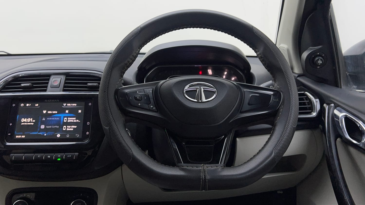2022 Tata Tigor XZ Plus CNG-14